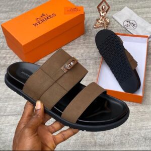 Hermès Jackson Sandal in Calfskin | Levonteluxe