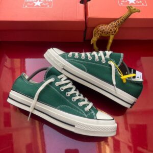 Converse Chuck Taylor All Star | Levonteluxe