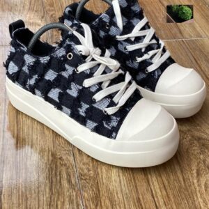 Low-Top Canvas Platform Sneakers | Levonteluxe